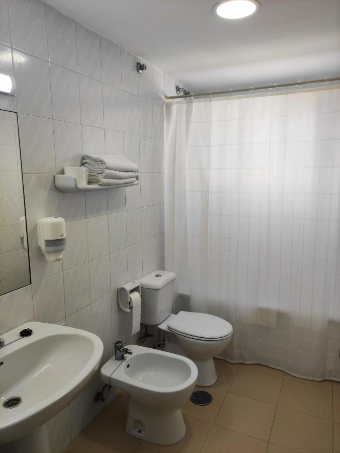 Apartamentos Puerta Del Sur Siviglia Esterno foto